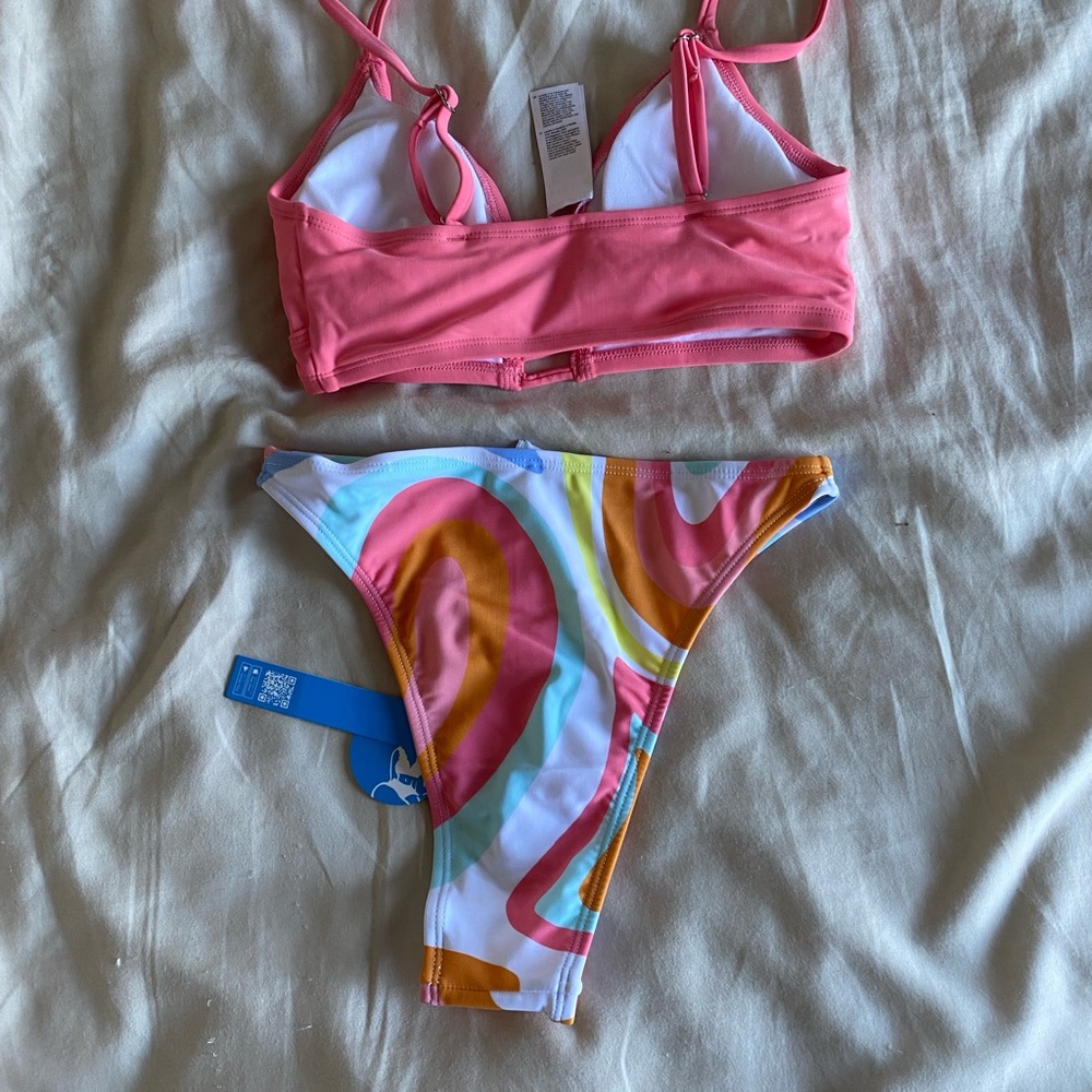 NWT Cupshe bikini! - Picture 3 of 4
